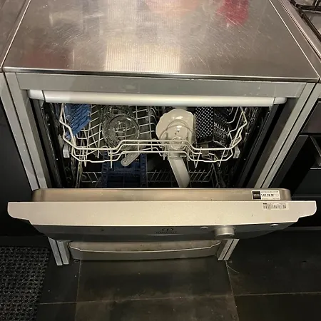 La Casa Con La Fontana Di Pietra 2 Apartment Turin