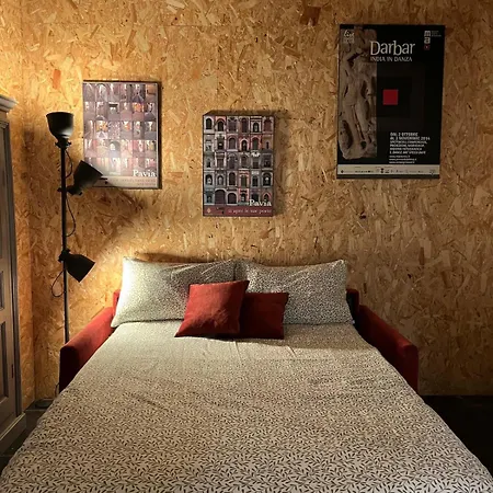 La Casa Con La Fontana Di Pietra 2 * Turin