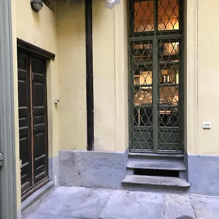 La Casa Con La Fontana Di Pietra 2 Apartamento *