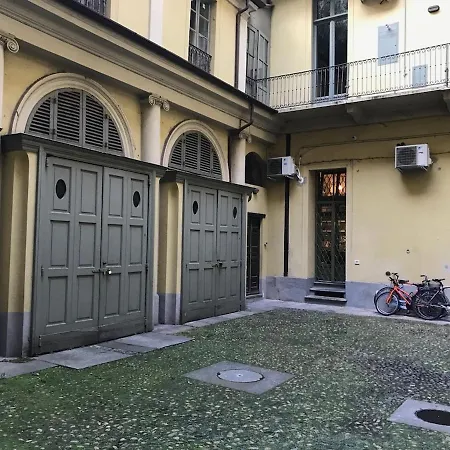 Apartment La Casa Con La Fontana Di Pietra 2 Turin