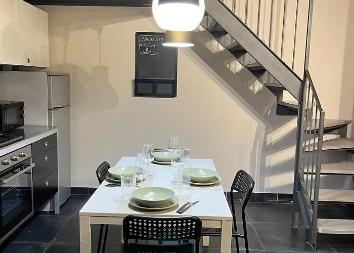 La Casa Con La Fontana Di Pietra 2 شقة تورينو