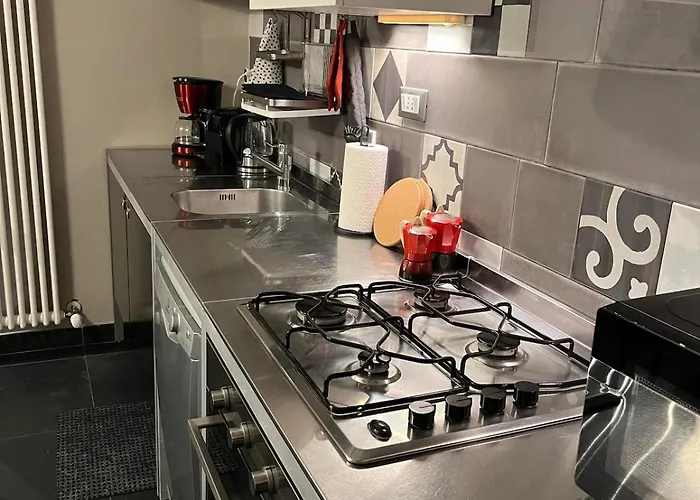 La Casa Con La Fontana Di Pietra 2 Apartment Turin