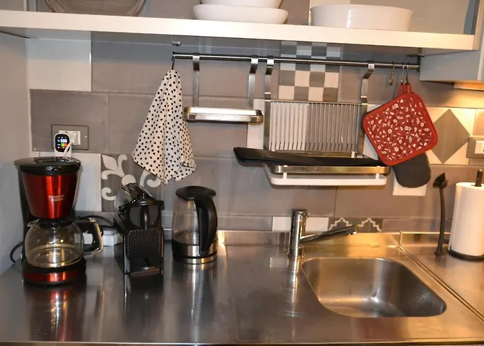 La Casa Con La Fontana Di Pietra 2 * Turin