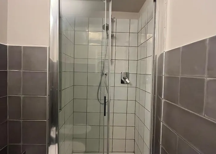La Casa Con La Fontana Di Pietra 2 * Turin