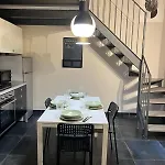La Casa Con La Fontana Di Pietra 2 Appartement Turijn
