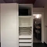 La Casa Con La Fontana Di Pietra 2 *