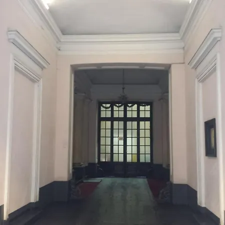 Апартаменты La Casa Con La Fontana Di Pietra 2 *